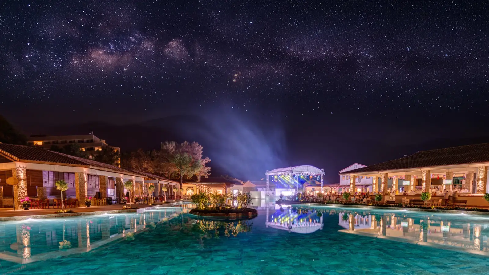 रिक्सस टेकिरोवा