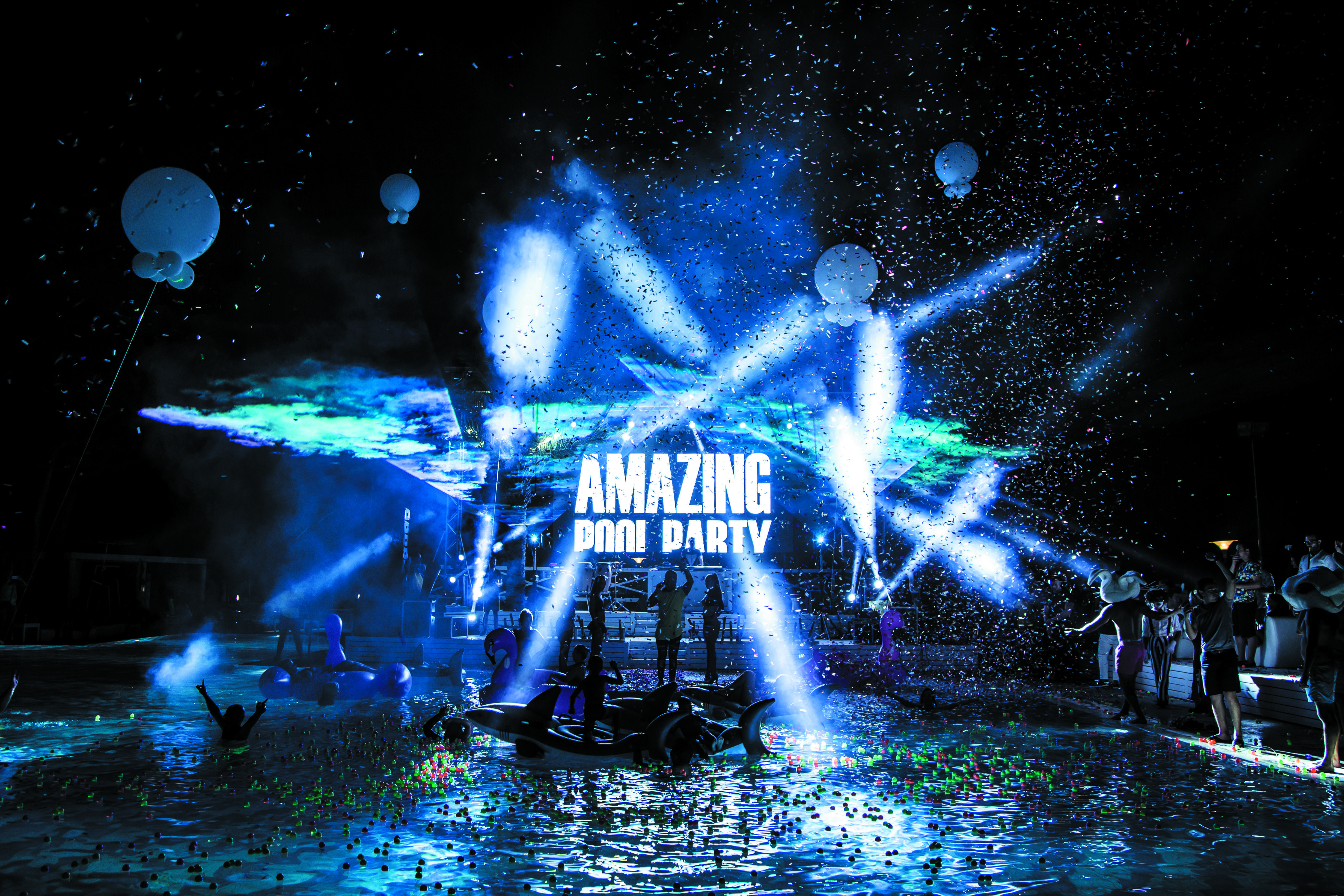 Amazing Pool Party - Rixos Sungate