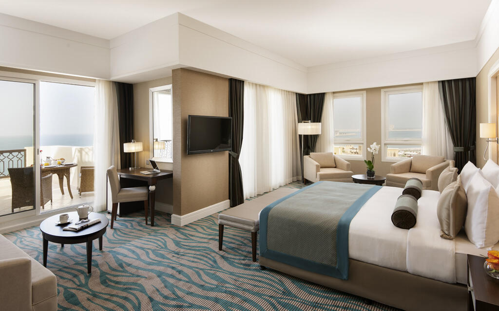 Premium room